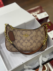 COACH TERI SHOULDER BAG