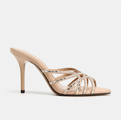 Imported Pointed Toe Brand Logo Heels