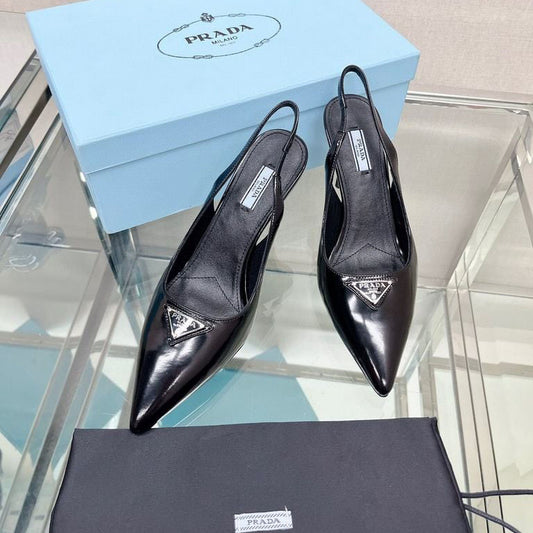 Imported Pointed Toe Brand Logo Heels