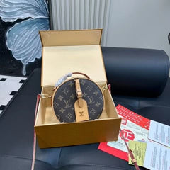 High Quality Imported Hand Bag with Brand Box