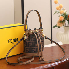 FENDI MON TRESOR BUCKET BAG