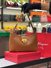 FERRAGAMO TRIFOLIO SHOULDER BAG