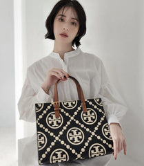 High Quality Imported Hand Bag with Brand Box