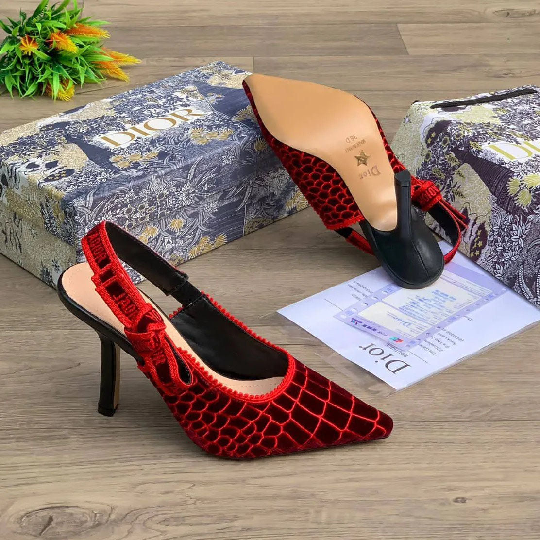 High Quality Imported Brand Logo Heels
