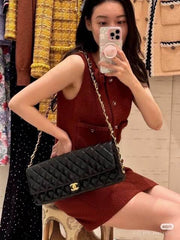 CHANEL Maxi Bag