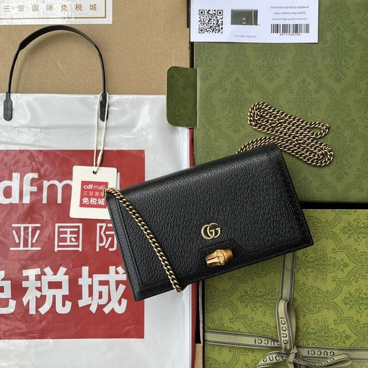 GUCCI DIANA MINI BAG WITH BAMBOO