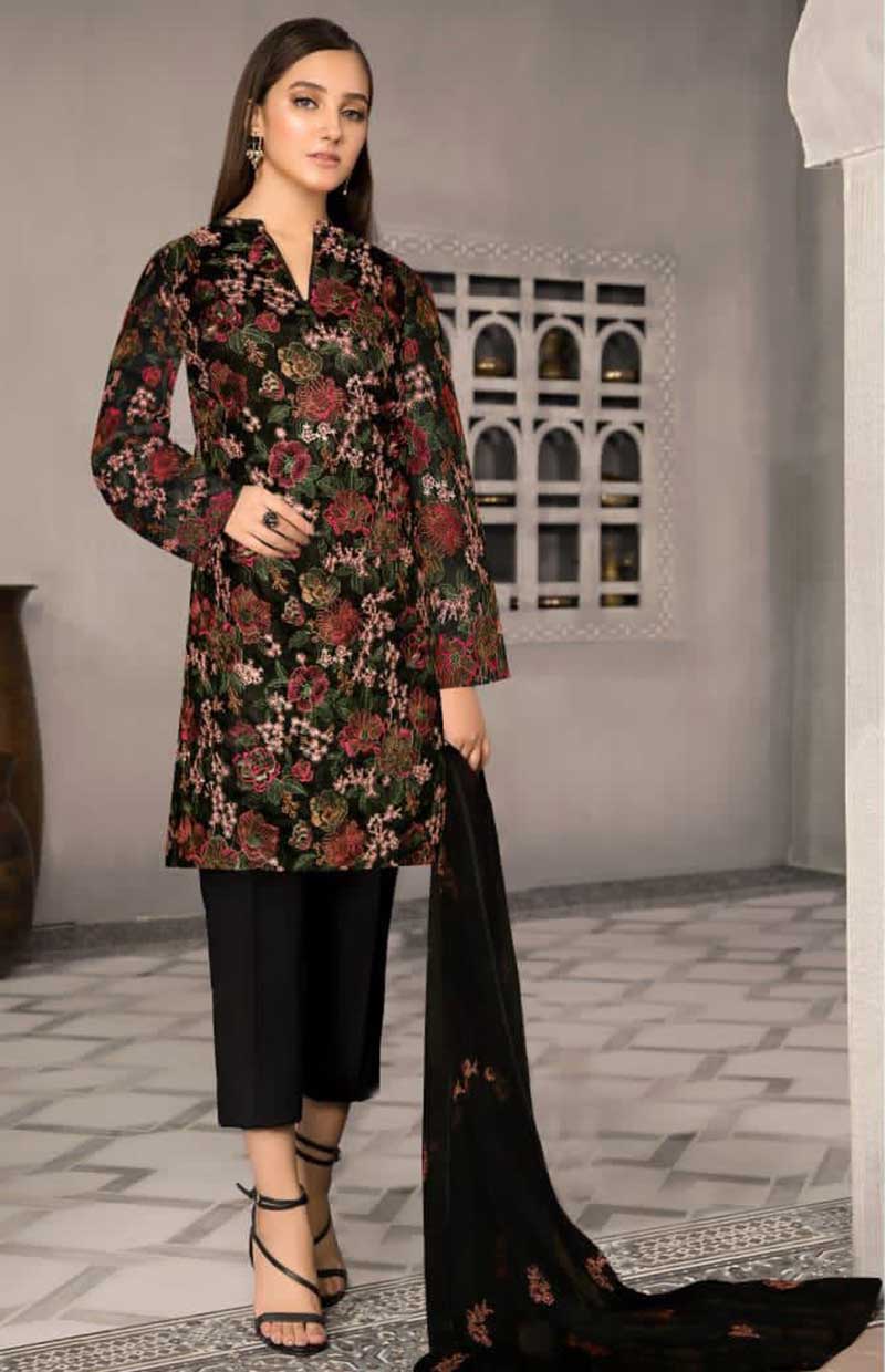 Bareeze 26 – 3 Piece Embroidered Karandi Dress with Chiffon Dupatta