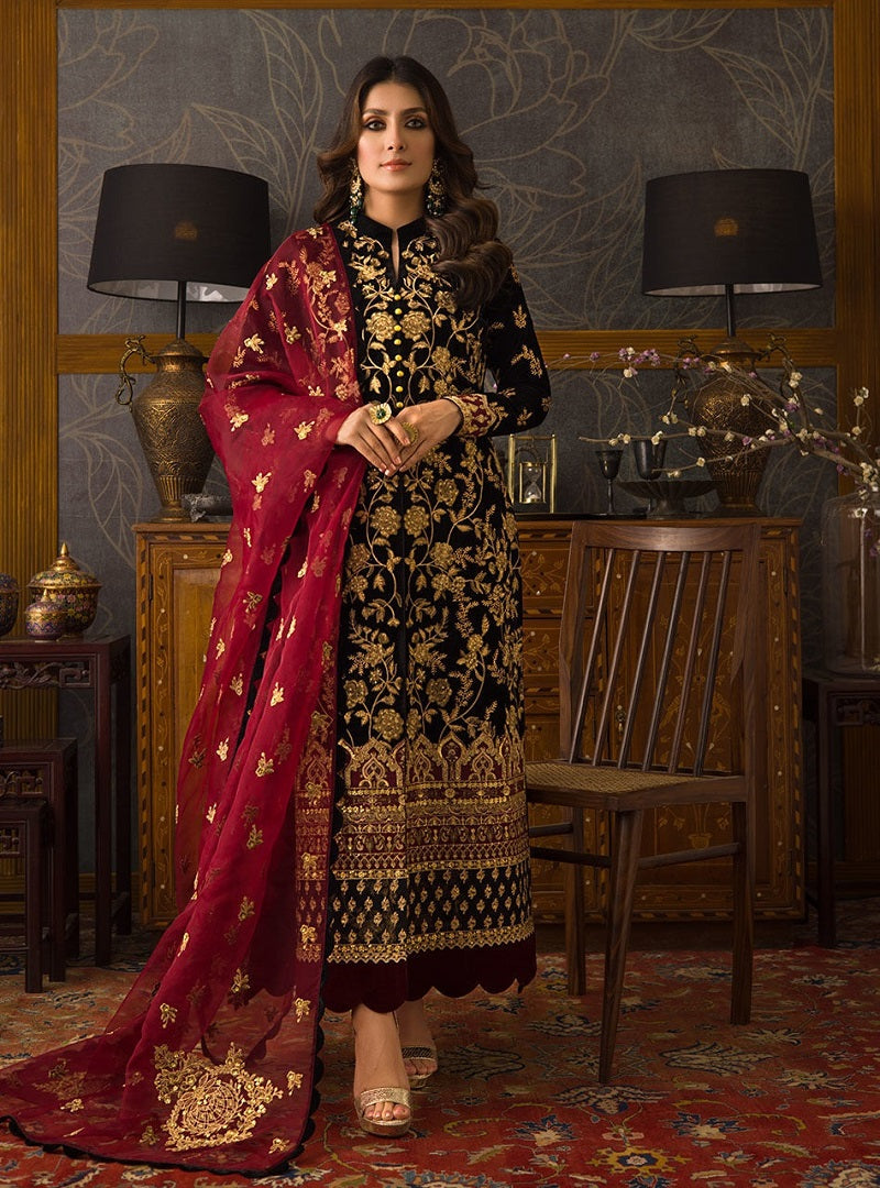 Zainab Chottani 01 – 3 Piece Embroidered Velvet Dress with Embroidered Net Dupatta